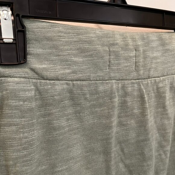 Lou & Grey Women's Marled Midi Skirt Size Large Green Pull On Side Slits NWT - Picture 3 of 9